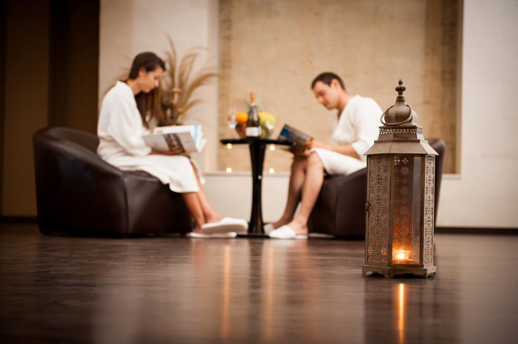 Lighthouse Golf & Spa Hotel Baltsjik Buitenkant foto A spa in Prague